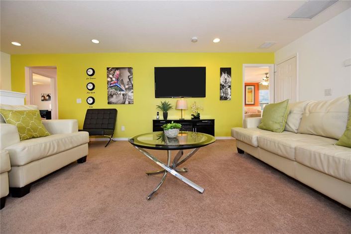 Image No.26-7 Bed Property for sale