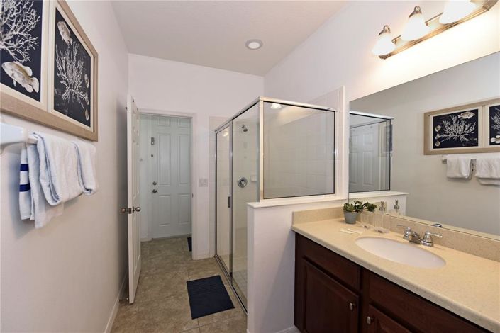 Image No.3-7 Bed Property for sale