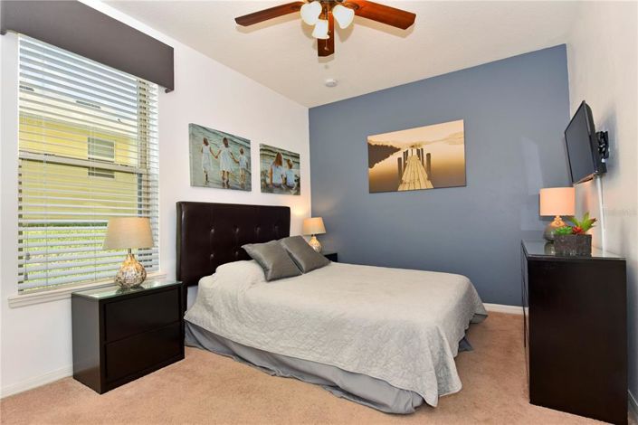 Image No.9-7 Bed Property for sale