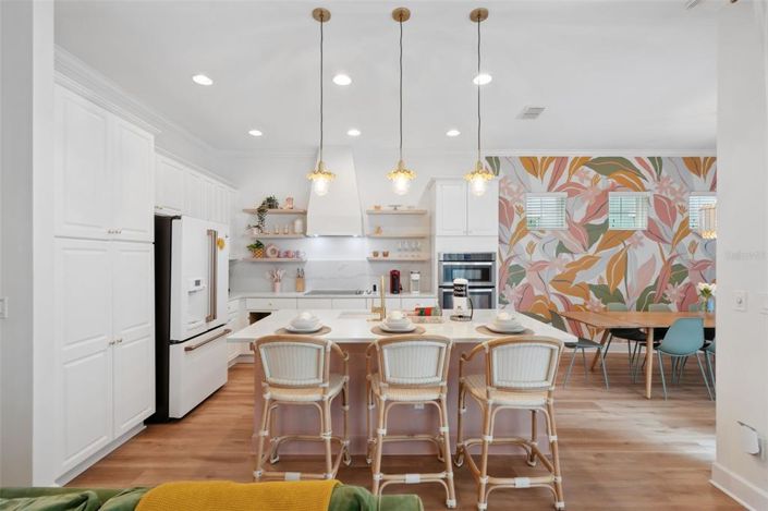 Image No.10-5 Bed Property for sale