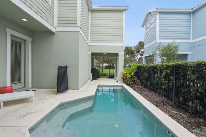 Image No.50-5 Bed Property for sale