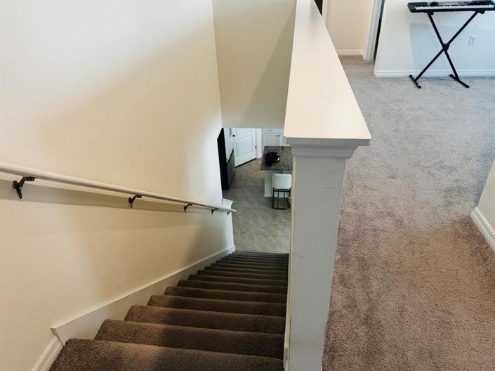 Image No.10-5 Bed Property for sale