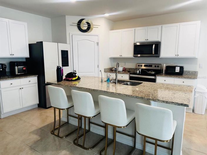 Image No.4-5 Bed Property for sale