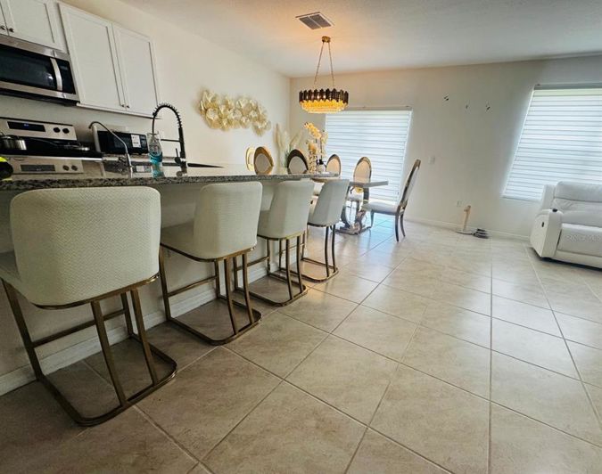 Image No.6-5 Bed Property for sale