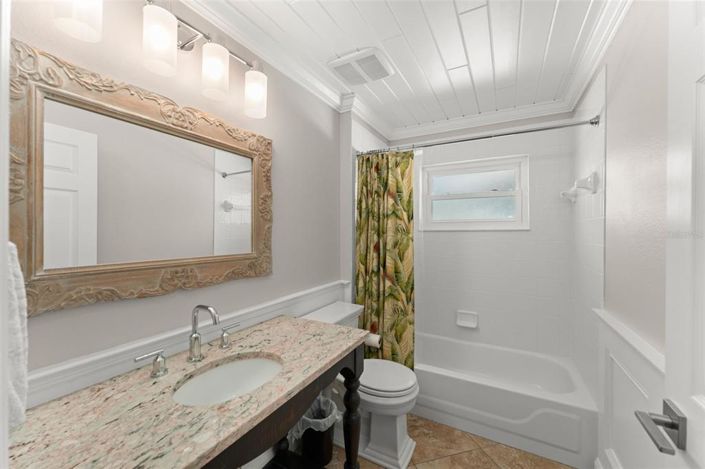 Image No.27-3 Bed Property for sale