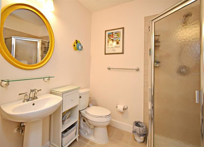 Image No.13-3 Bed Property for sale