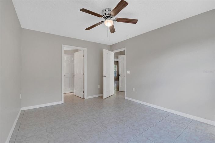 Image No.14-4 Bed Property for sale