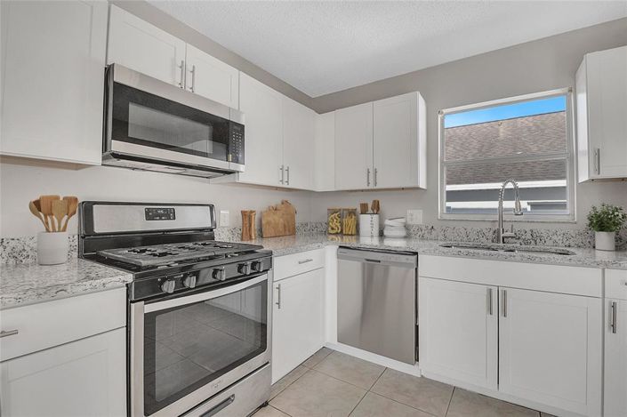 Image No.23-4 Bed Property for sale