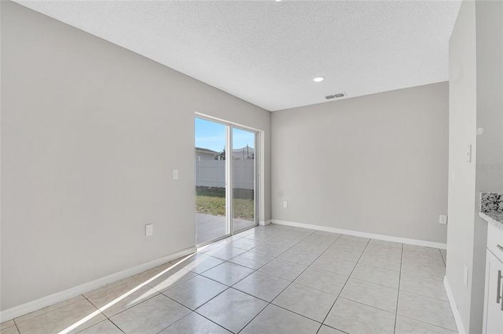 Image No.26-4 Bed Property for sale