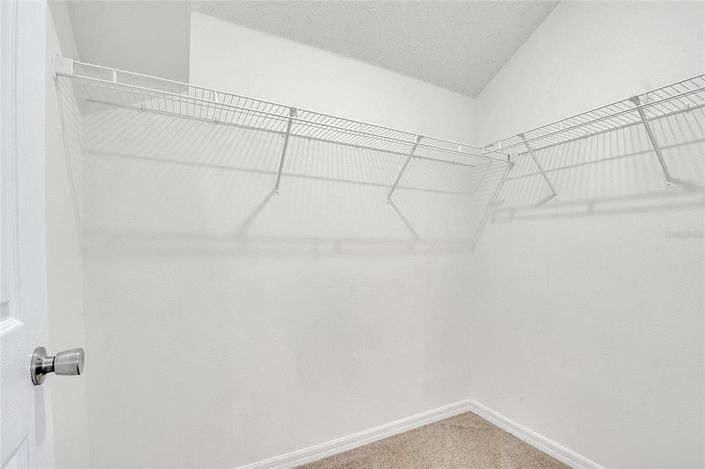 Image No.41-4 Bed Property for sale