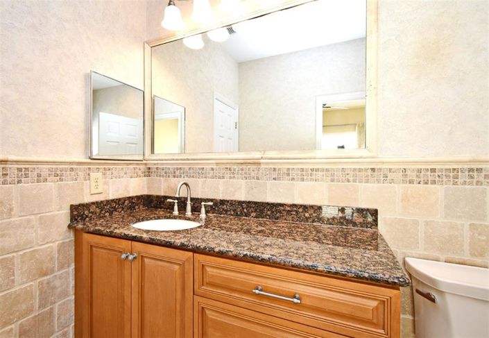 Image No.26-3 Bed Property for sale