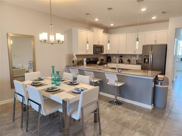 Image No.3-3 Bed Property for sale