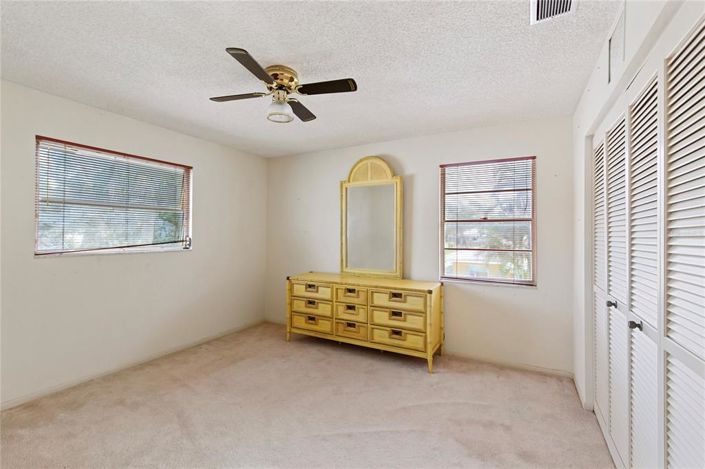 Image No.25-3 Bed Property for sale