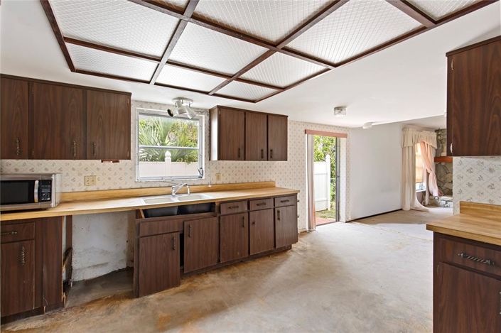 Image No.35-3 Bed Property for sale