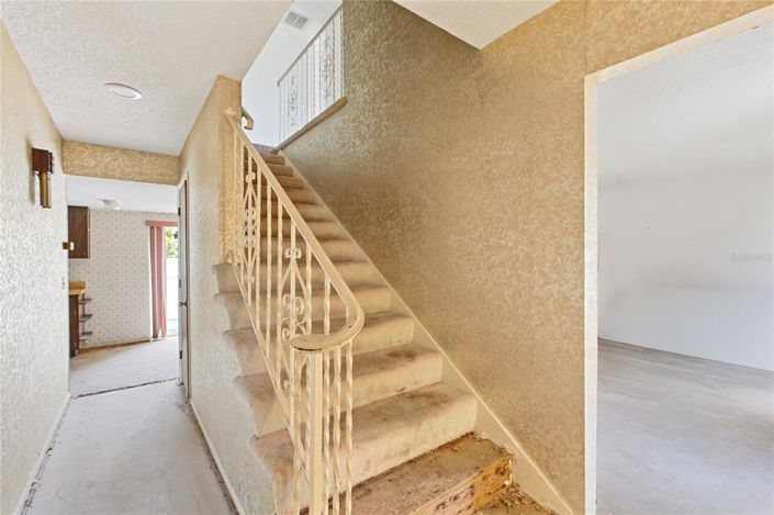 Image No.40-3 Bed Property for sale