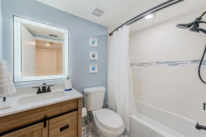 Image No.18-2 Bed Property for sale