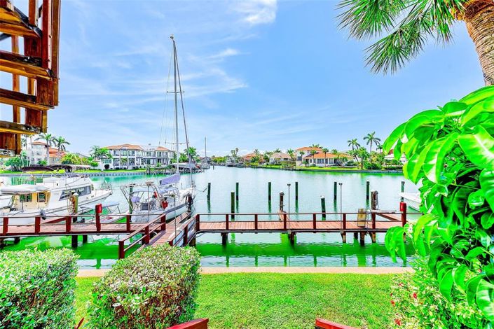 Image No.22-2 Bed Property for sale