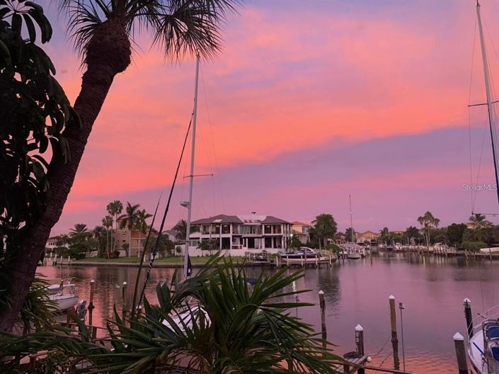 Image No.26-2 Bed Property for sale