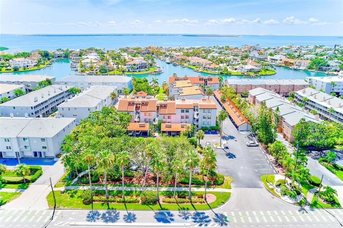 Image No.36-2 Bed Property for sale