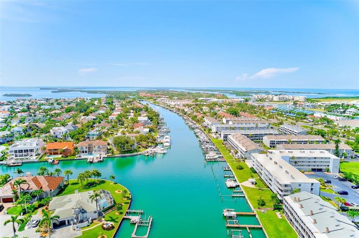 Image No.40-2 Bed Property for sale