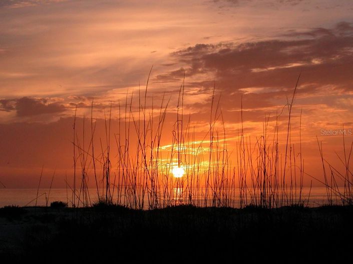 Image No.32-3 Bed Property for sale