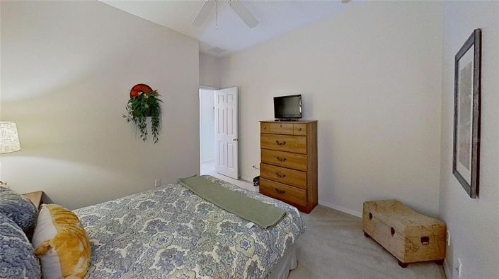 Image No.22-5 Bed Property for sale