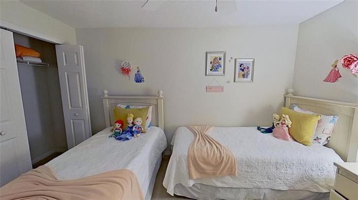 Image No.38-5 Bed Property for sale