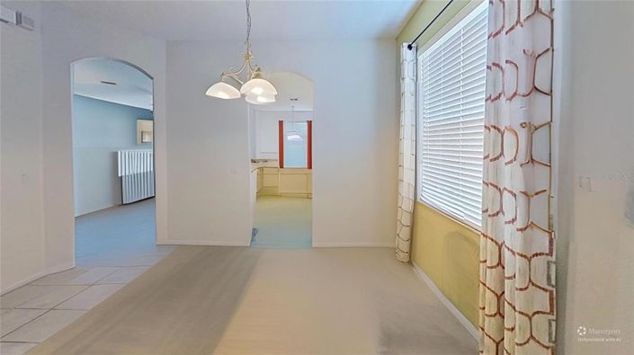 Image No.9-5 Bed Property for sale