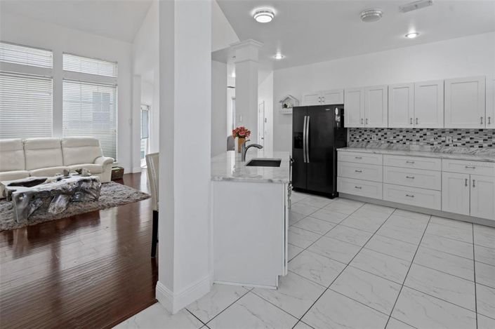 Image No.14-4 Bed Property for sale