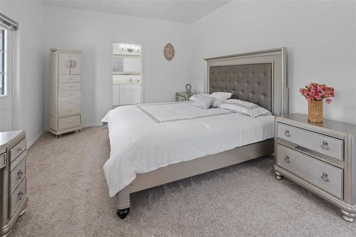 Image No.23-4 Bed Property for sale