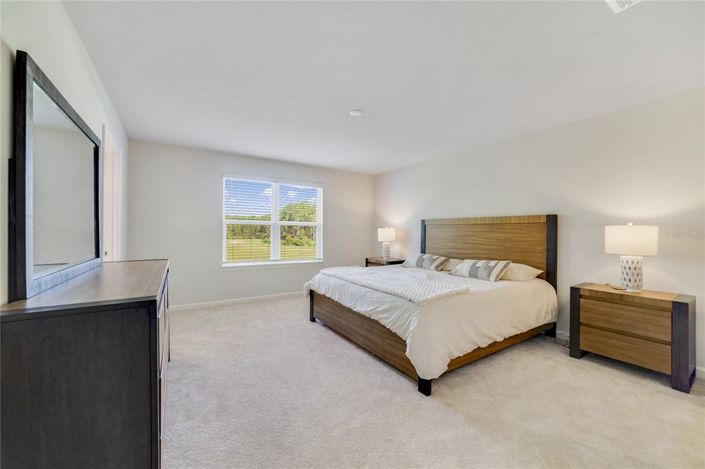 Image No.15-5 Bed Property for sale