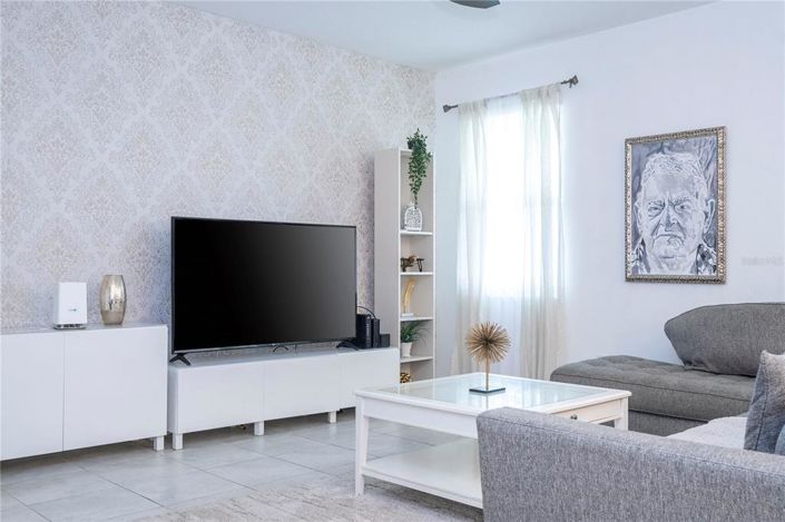 Image No.45-3 Bed Property for sale