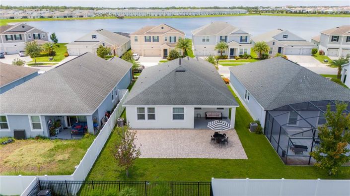 Image No.8-3 Bed Property for sale