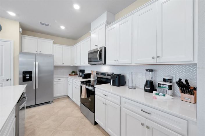 Image No.13-5 Bed Townhouse for sale