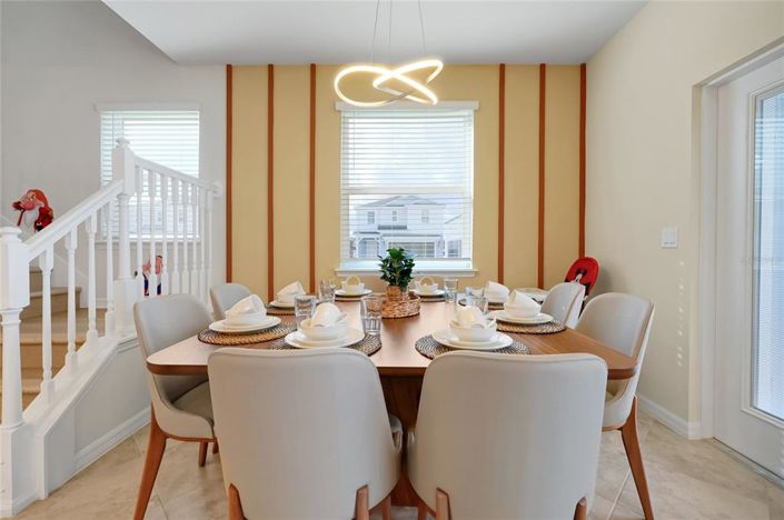 Image No.16-5 Bed Townhouse for sale