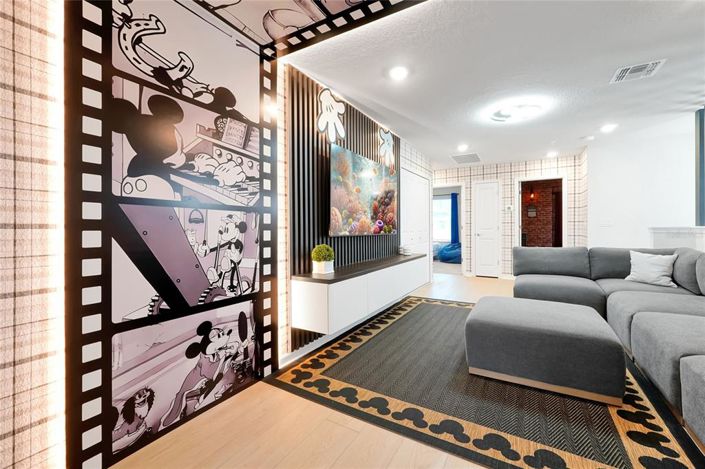 Image No.37-5 Bed Townhouse for sale