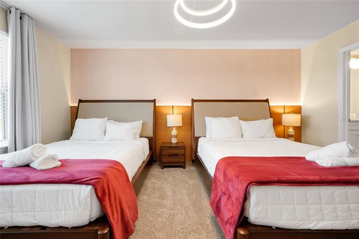 Image No.39-5 Bed Townhouse for sale