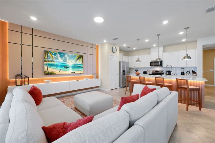 Image No.9-5 Bed Townhouse for sale