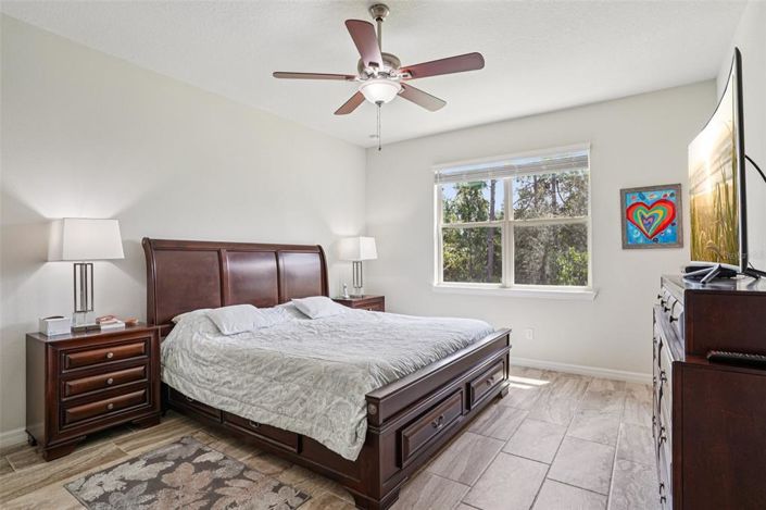 Image No.18-4 Bed Property for sale