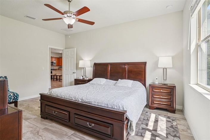 Image No.19-4 Bed Property for sale