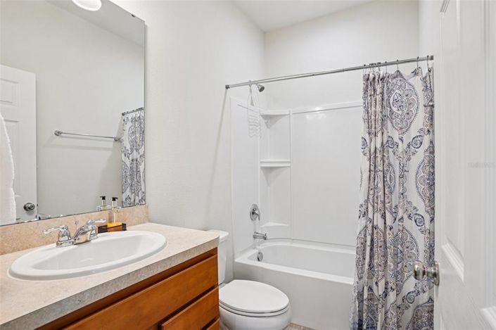 Image No.28-4 Bed Property for sale