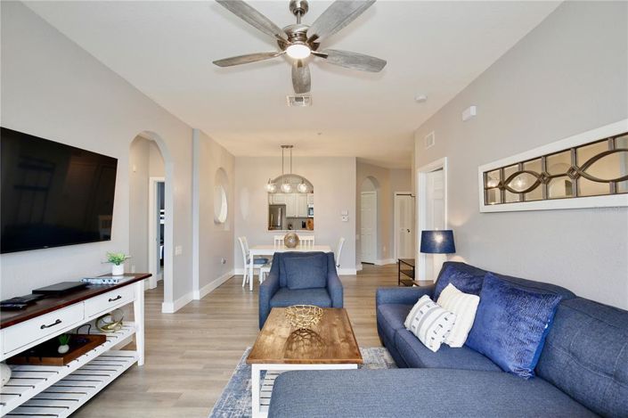 Image No.10-3 Bed Property for sale