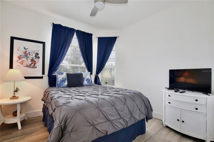 Image No.15-3 Bed Property for sale