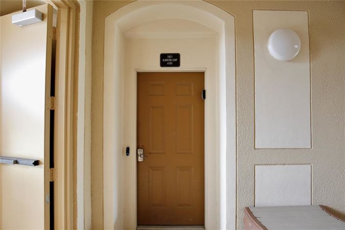 Image No.24-3 Bed Property for sale