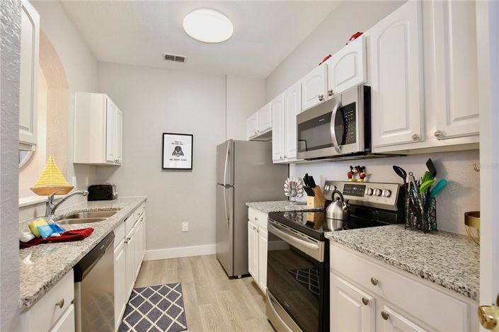 Image No.4-3 Bed Property for sale