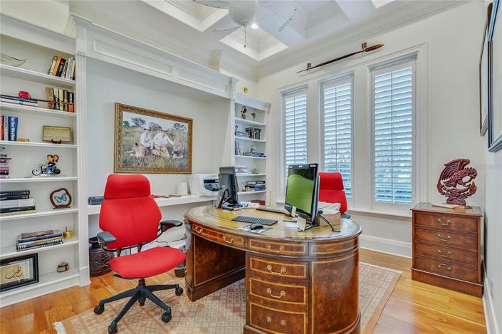 Image No.47-6 Bed Property for sale