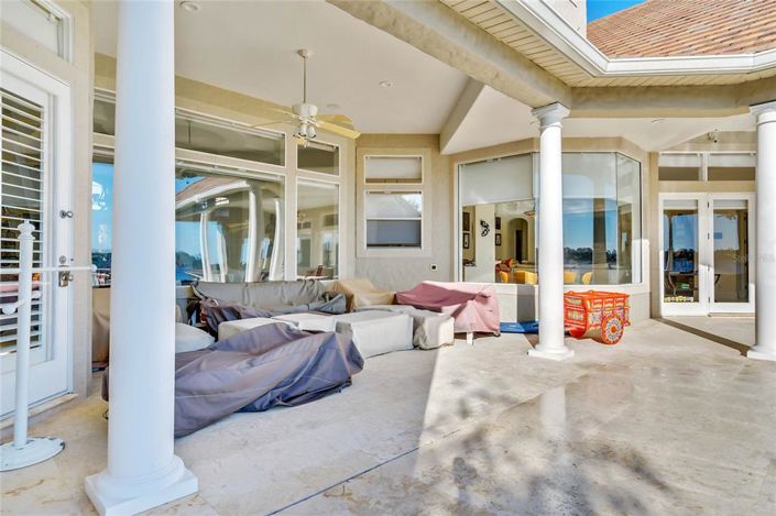 Image No.59-6 Bed Property for sale