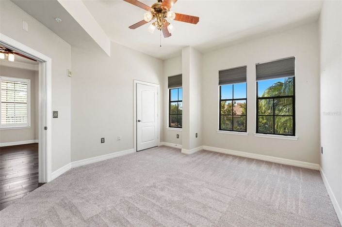 Image No.27-2 Bed Property for sale