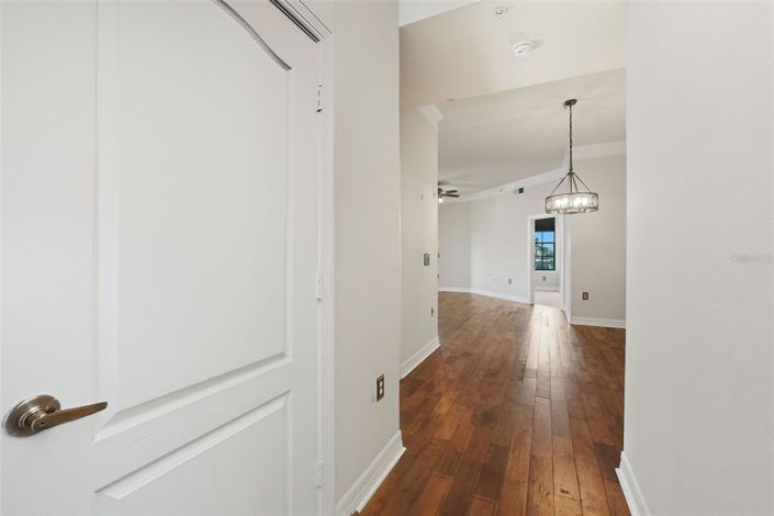 Image No.5-2 Bed Property for sale