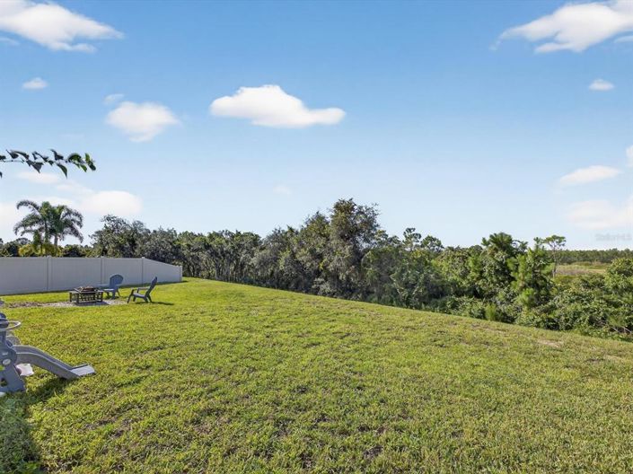 Image No.28-3 Bed Property for sale